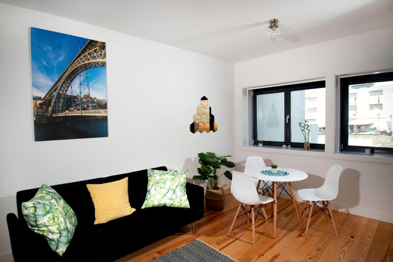 Guest H4U - Porto Batalha City Center Ngoại thất bức ảnh